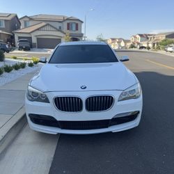 2013 740i