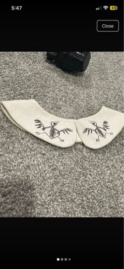 Skeleton bird collar