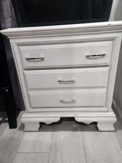 NIGHT STANDS SET OF 2
