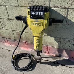 Bosch brute jackhammer demolition breaker hammer good condition