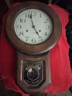 Vintage regulator wall clock, not working