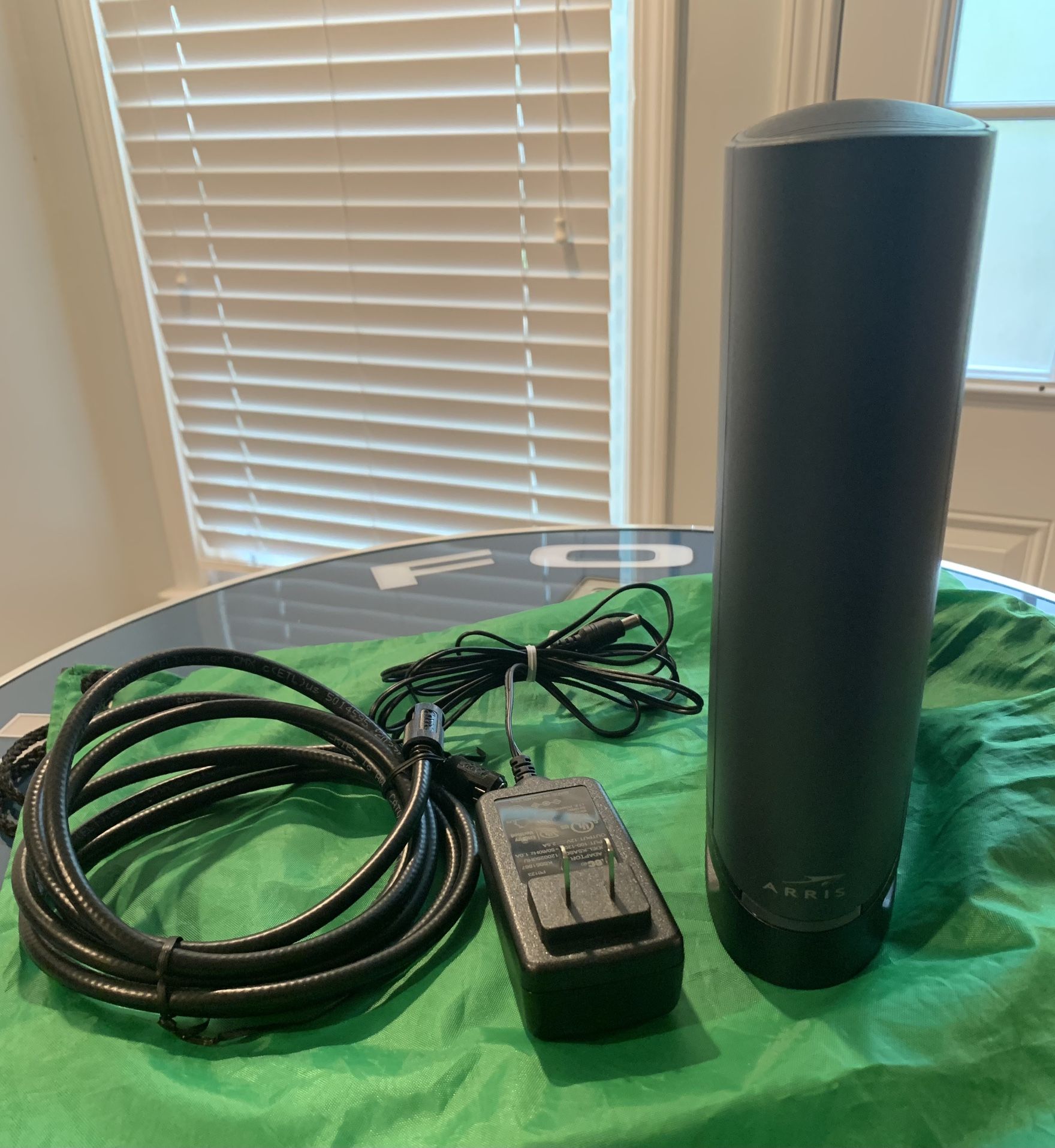 ARRIS Surfboard G36 DOCSIS 3.1 Multi-Gigabit Cable Modem