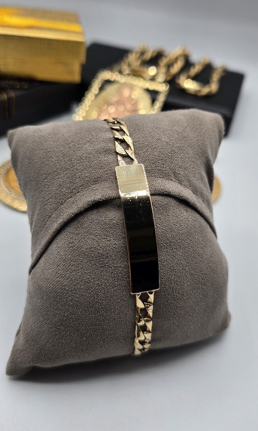 Solid 14kt Gold ID Bracelet Esclava ID de Oro Solido 14kt