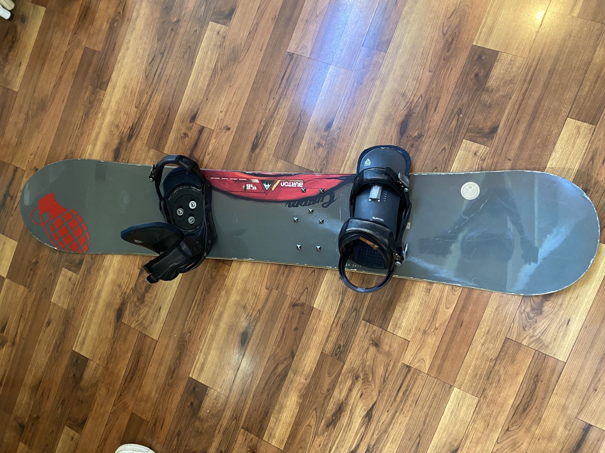 Burton Custom 158 C14 Carbon Fiber Bindings Snowboard