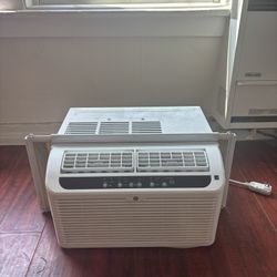 GE Ultra Quiet Window Air Conditioner - 6,150 BTU