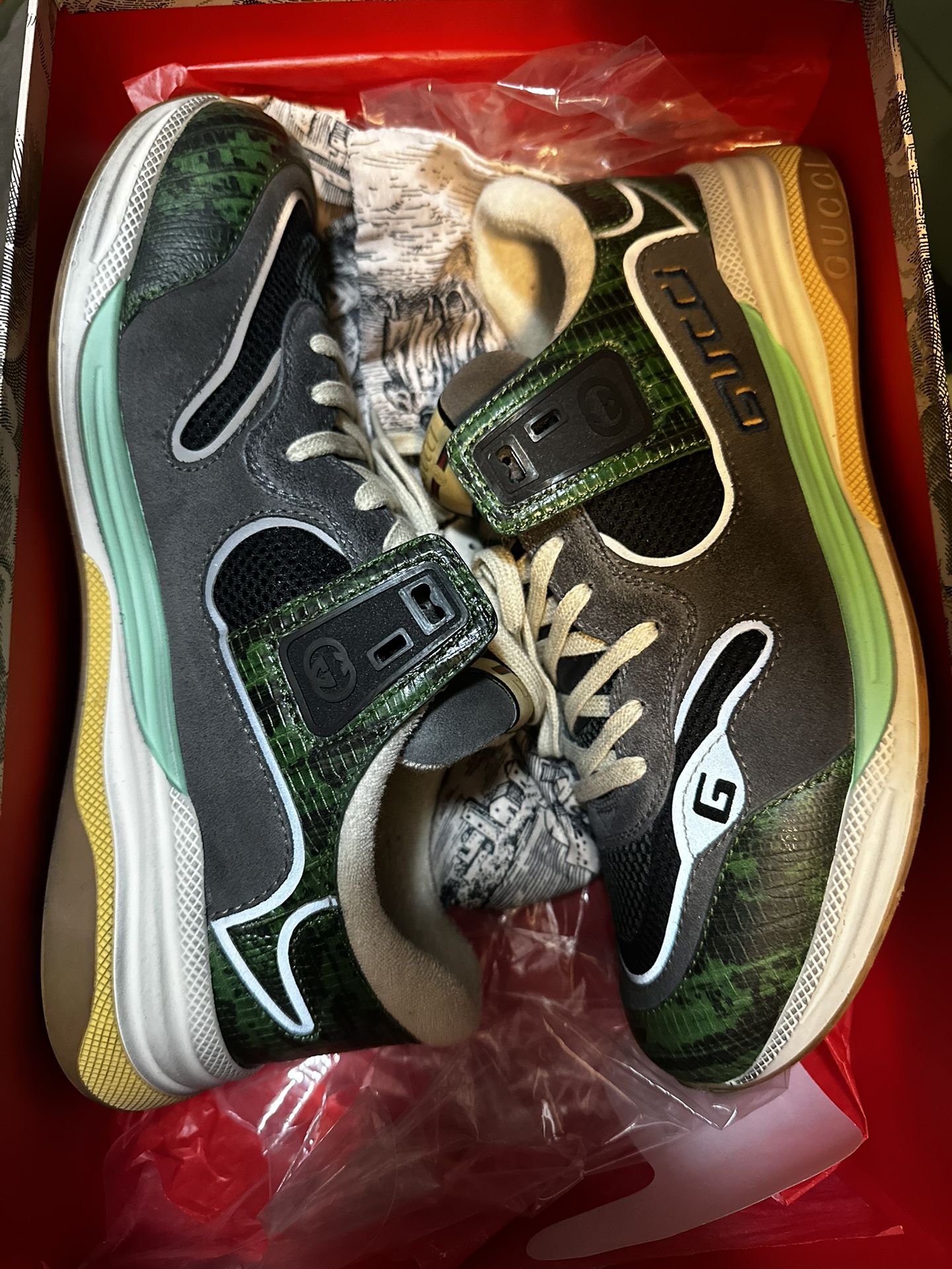 Gucci Size 9.5
