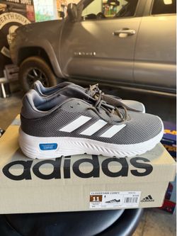 Adidas men’s gray cloudfoam comfy size 11
