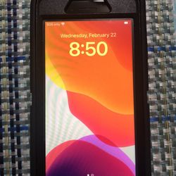 Apple iPhone 8 64GB Unlocked For Any Carrier Like New!