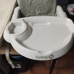 Safety 1st High Chair.