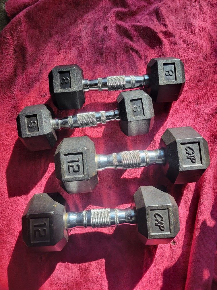 RUBBER COATED  HEXHEAD DUMBBELLS  TOTAL 40LBs.
  SETS.    8s. 12s. 
11525 S HALSTED DUNKIN DONUTS/7111.S WESTERN WALGREENS 
40$  CASH ONLY AS IS.     