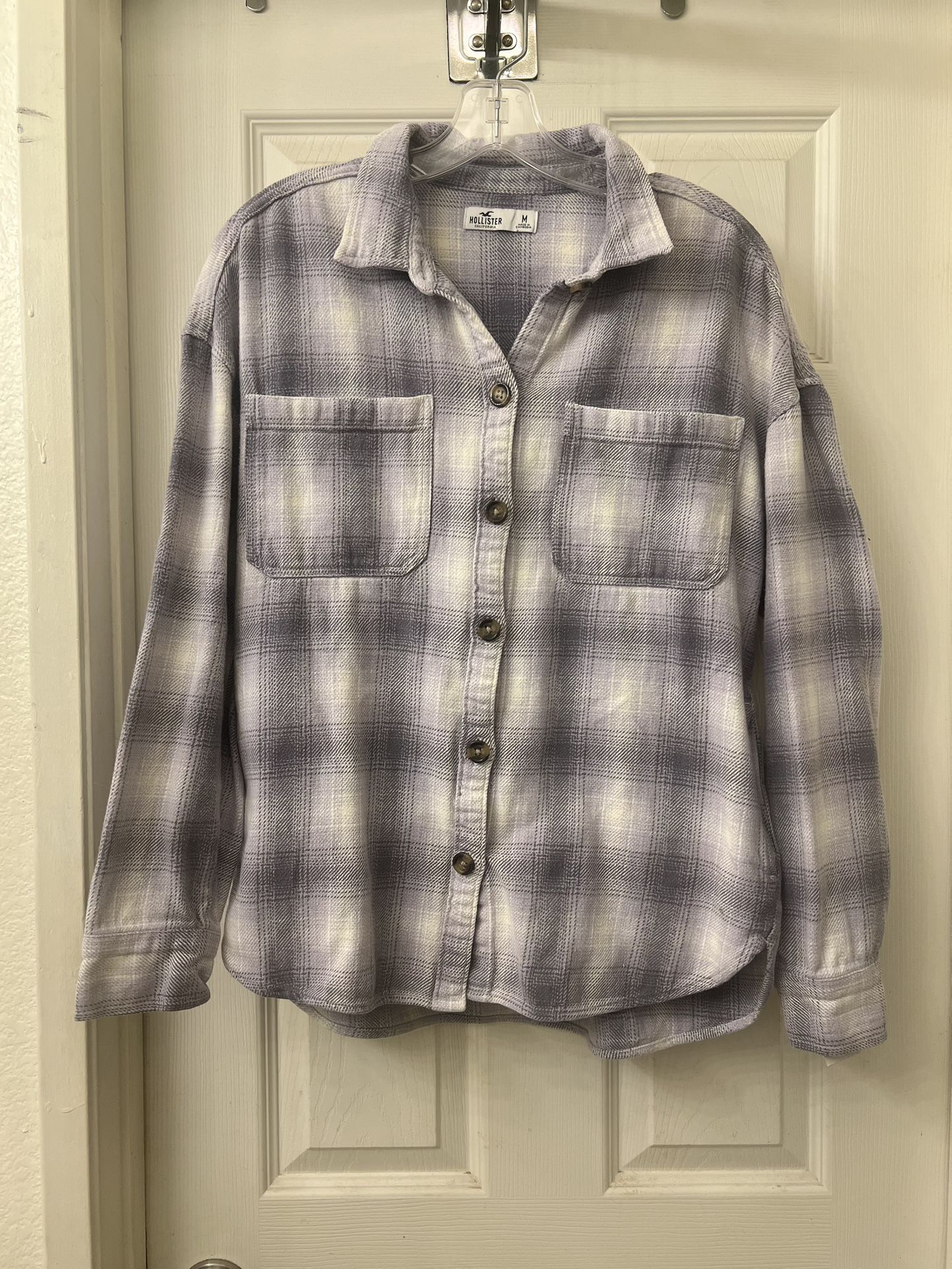 Hollister Shacket Women’s Medium Purple Plaid Button Jacket Flannel With Pockets