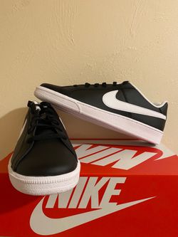 Nike Court Royal