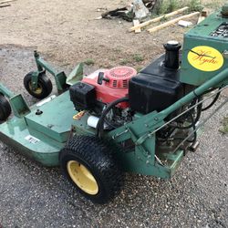 Lawn Mower GXV 390 Honda 13.0 Engine Is 36” Wide Has Two Blades