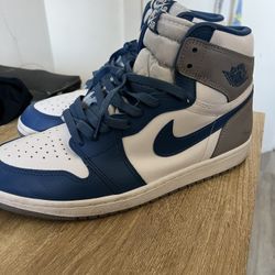 3 Pairs Of Jordans 