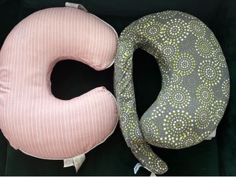 Nursing pillows - boppy & my Brest friend