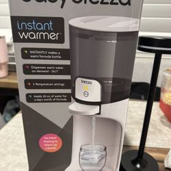 Baby Brezza Instant Warmer