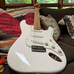 Fender Player Strat, SSS, 2021, Like New!
