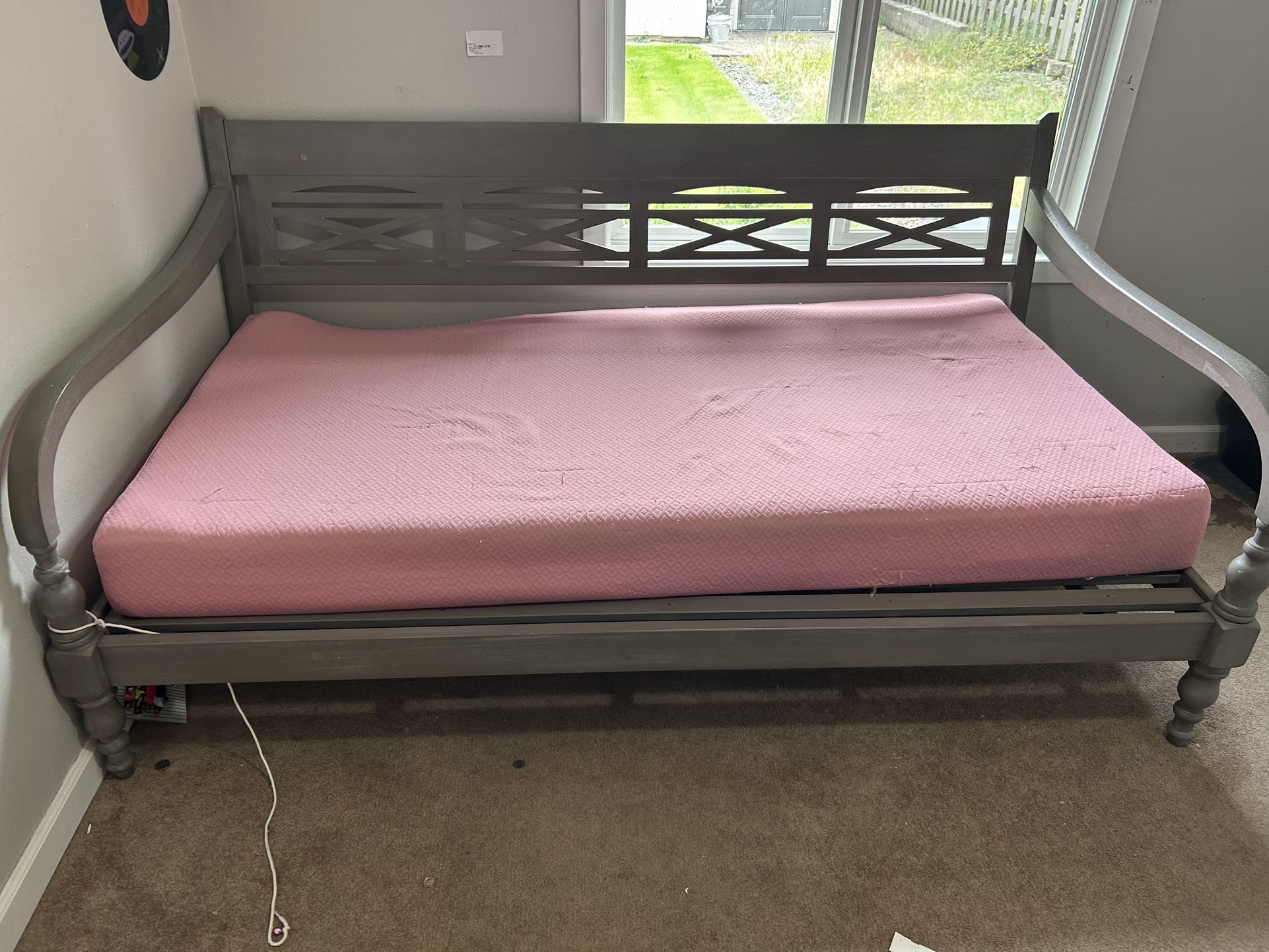 Day bed
