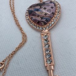 ❤️ Key Necklace