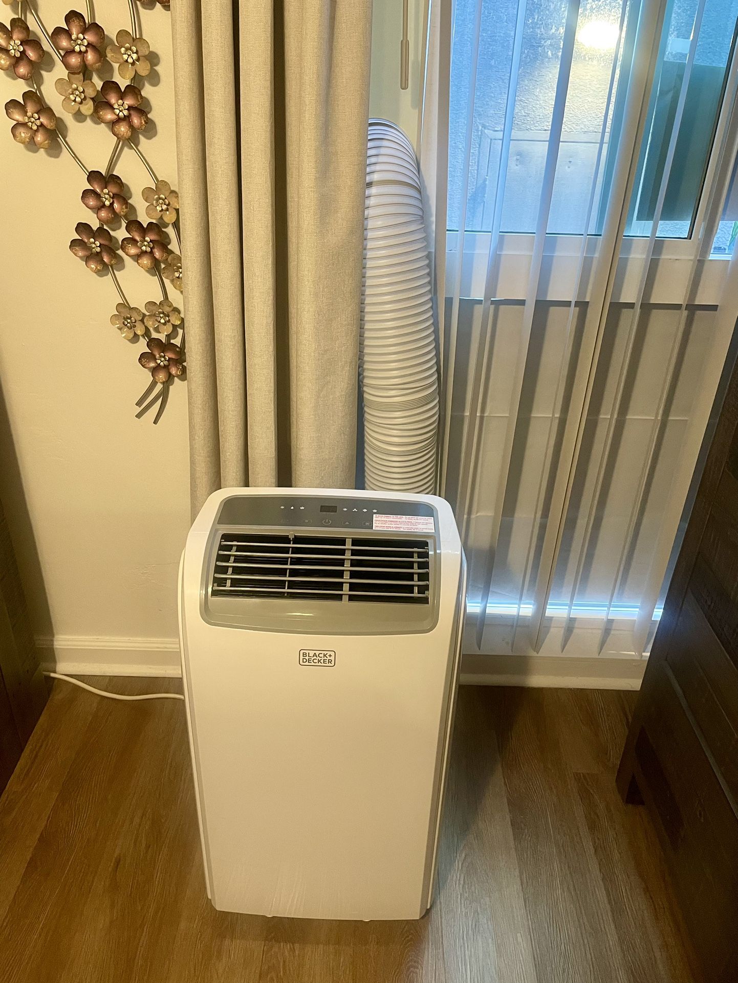 Black & Decker 8,000 BTU PORTABLE AC