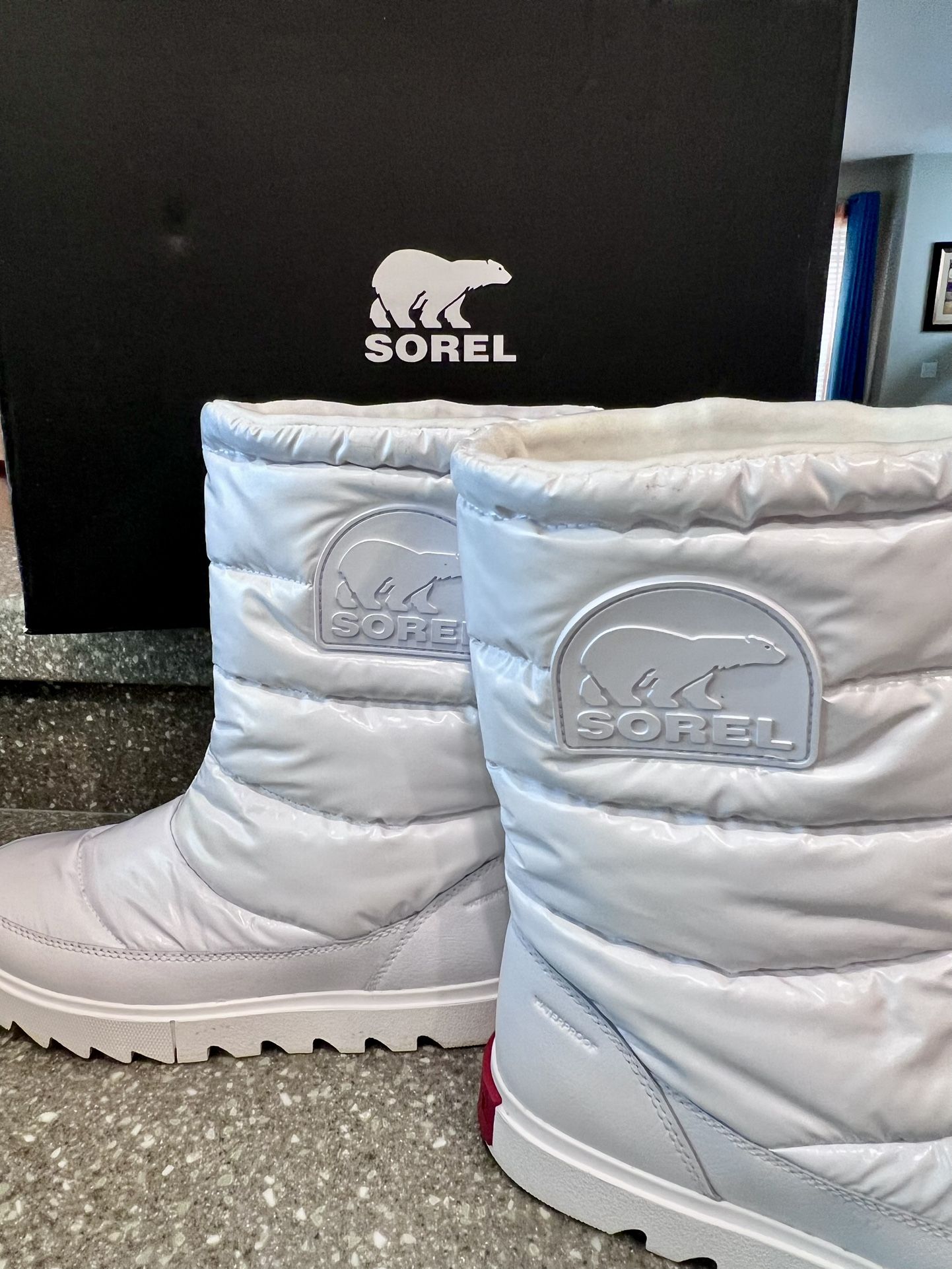 SOREL WINTER SNOW BOOTS!