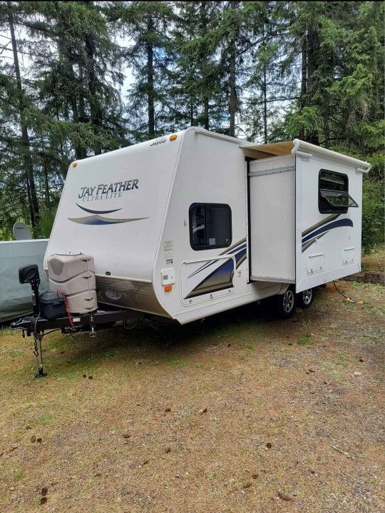 2012 Jayco Jay Feather Ultra Lite
