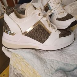 Michael Kors Georgie Metallic Logo And Leather Trainer 