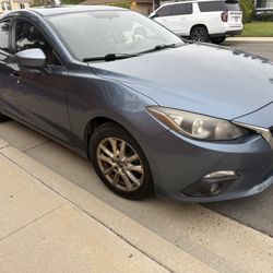 2015 Mazda 3 Hatchback 