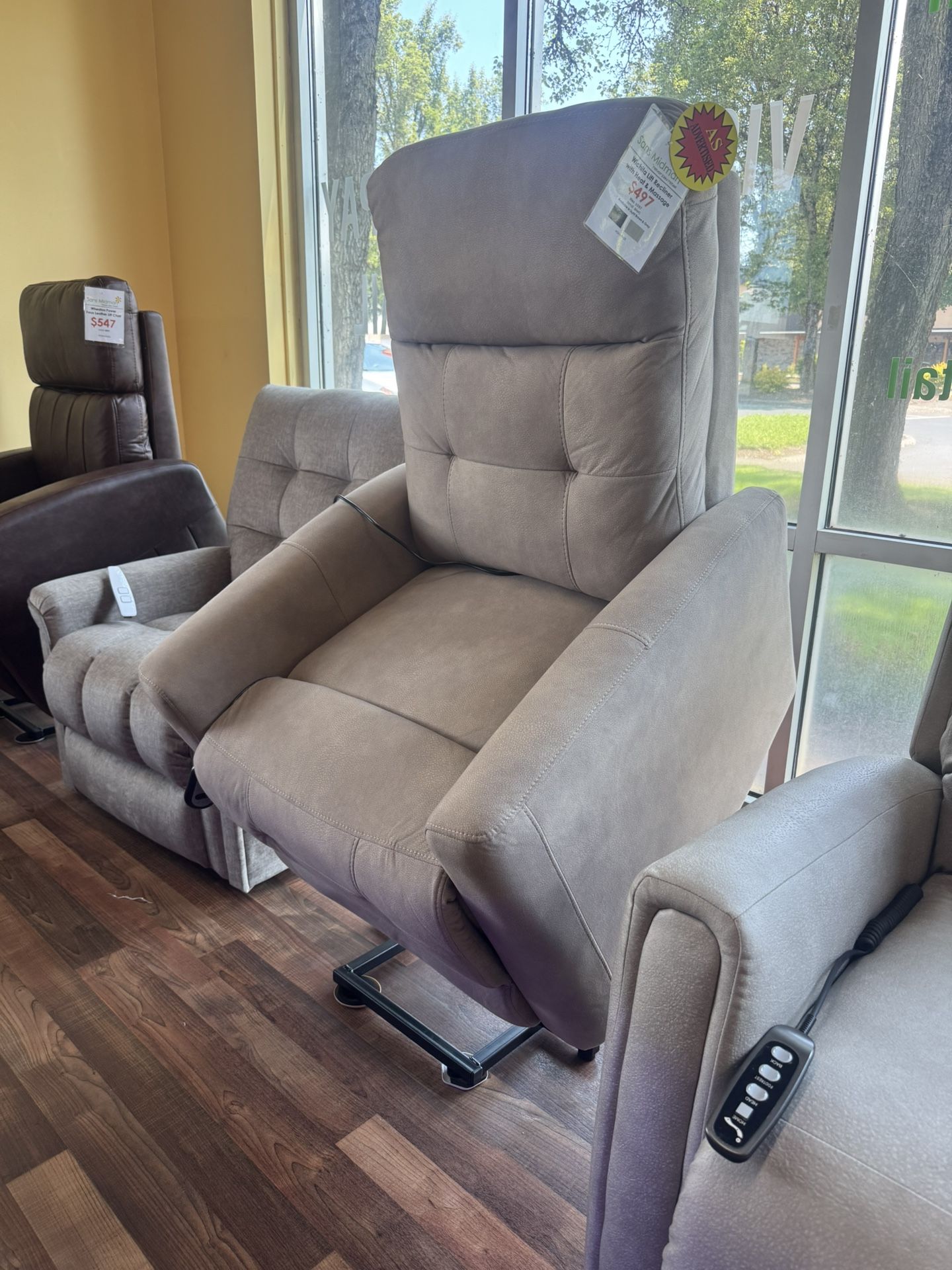 Witchita Lift Chair