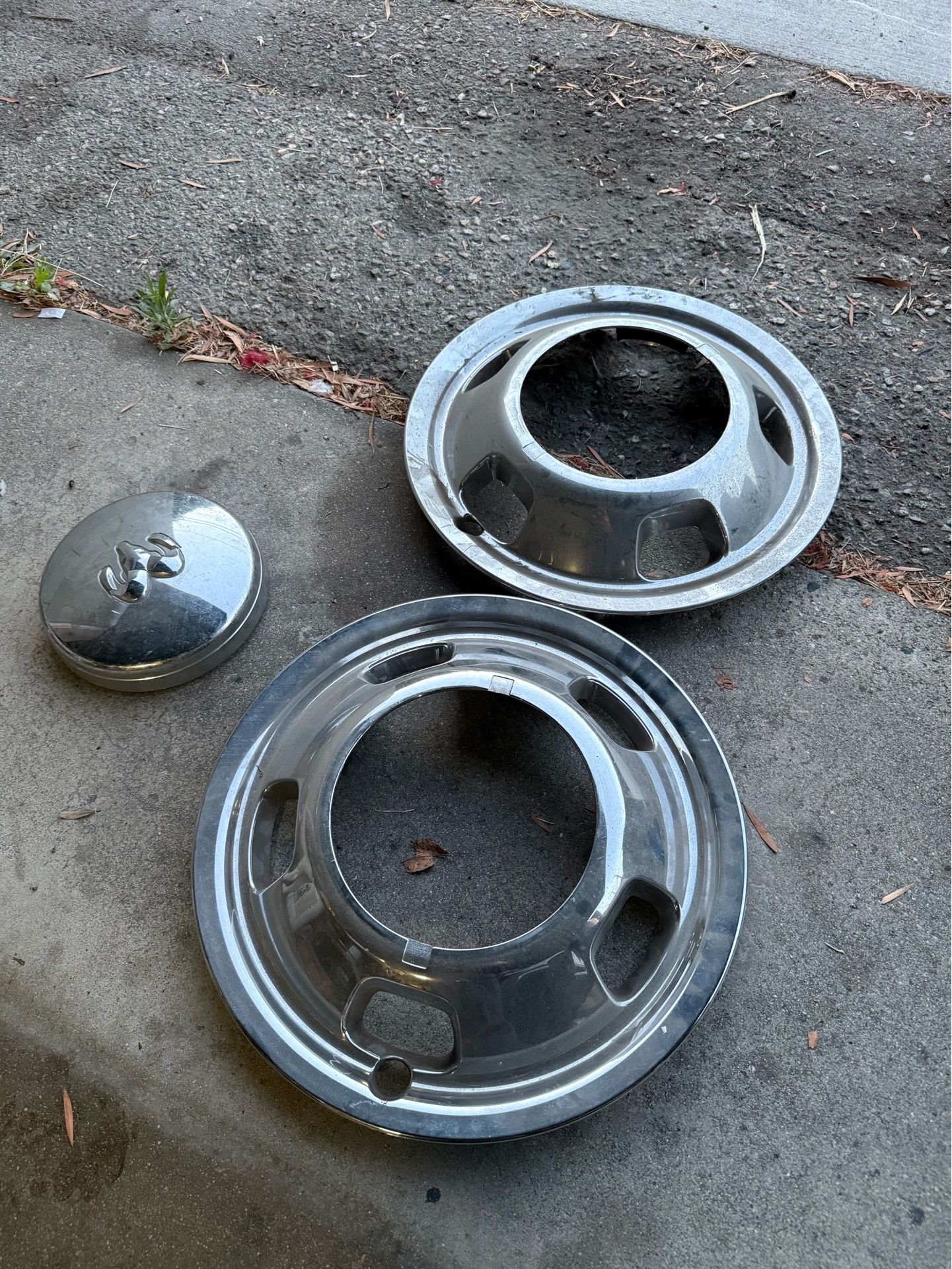 Dodge ram wheel caps