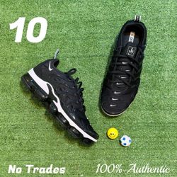 Size 10 Nike Air Vapormax Plus “Overbranding” 🐼