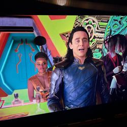 Samsung Q80T LED TV/W800B Soundbar