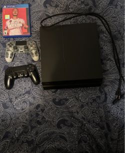 Ps4 1tb with fifa 20 and 2 controllers