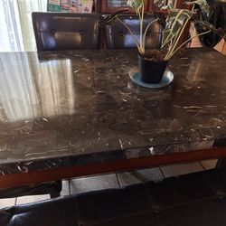 Dinning Table