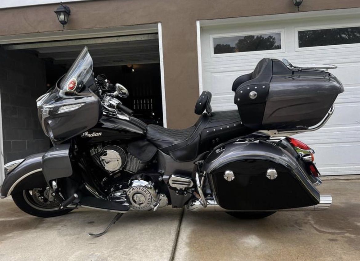 2017 Indian Road Master Motorcycle