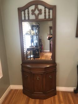 Mirror Entryway