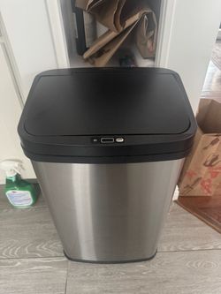 13 Gallon Motion Sensing Trashcan