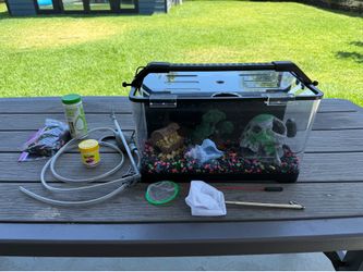 3.5 Gallon Aquarium with Complete accessories