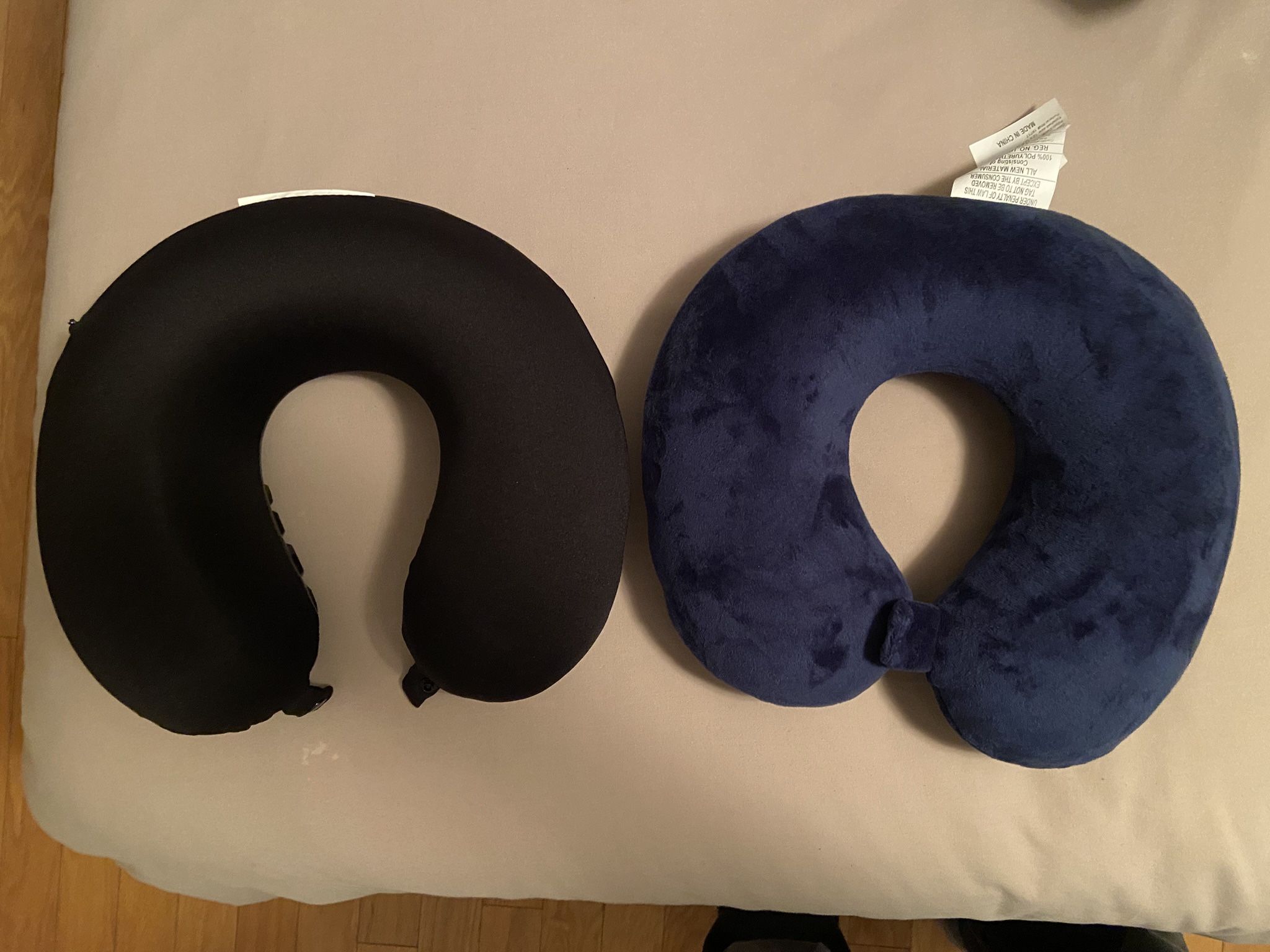 2 Travel Wrap-around Neck Pillows