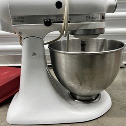 Kitchen Aid Mixer 