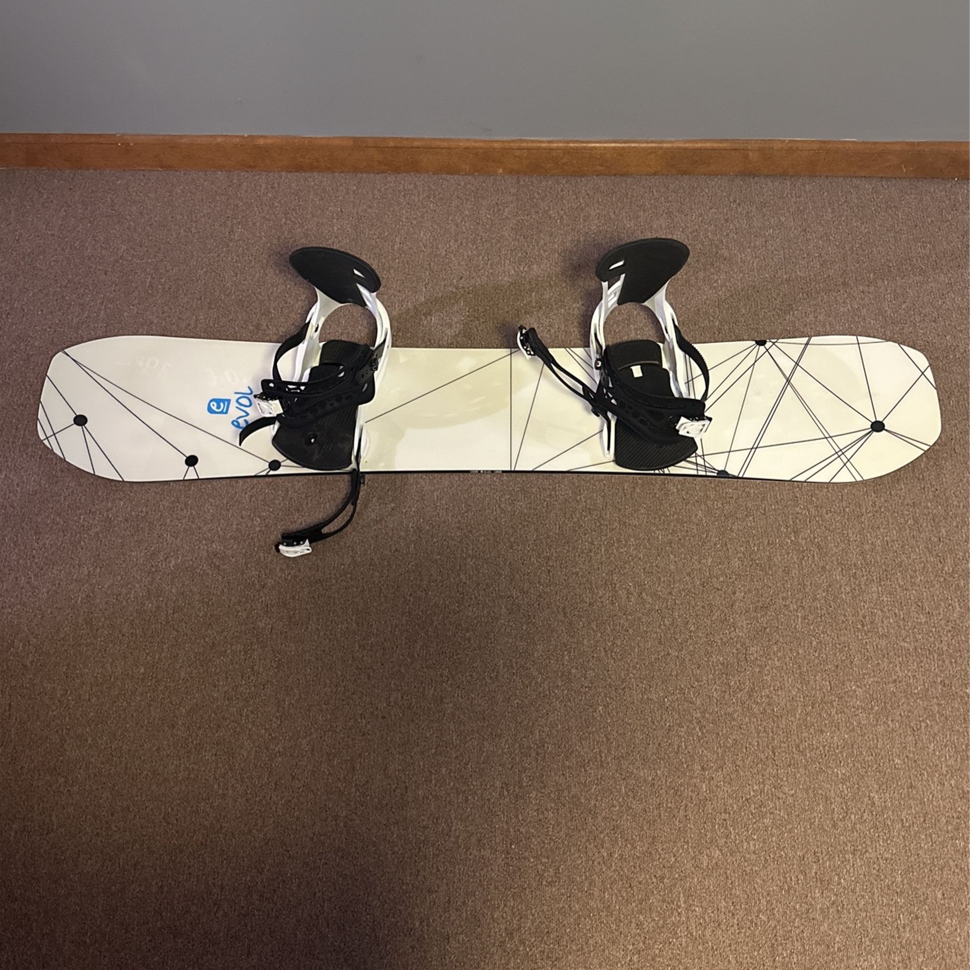 Evol Legion Snowboard (148cm) , With Chamonix Bindings (M)