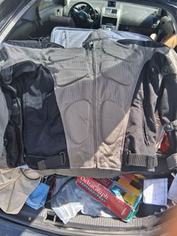 Motorcycle jacket