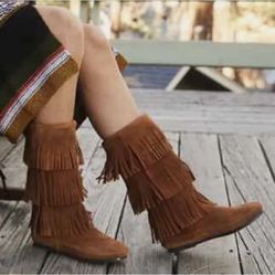 MINNETONKA Moccasin Boots Women Size 6 /1638 Three Layered Fringe Brown Suede