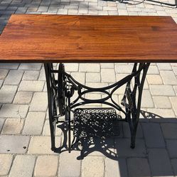 Vintage sewing table