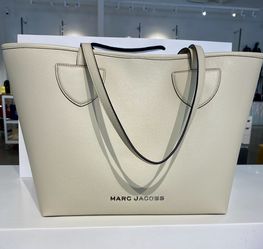 NEW & Authentic Marc Jacobs Leather Tote 