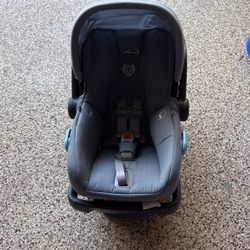 Uppa Baby Mesa Car Seat 