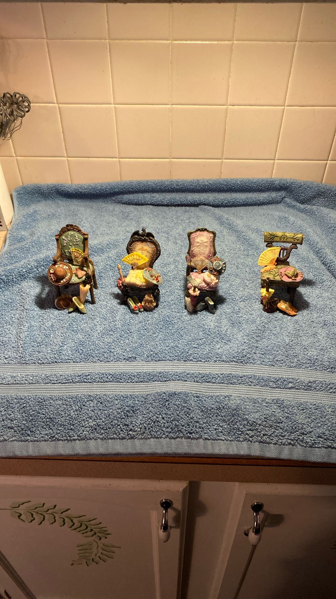 4-Small Vintage Chairs