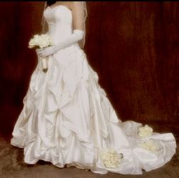 Wedding dress For Sale