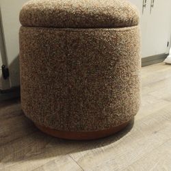 Ottoman ( Tj Maxx )