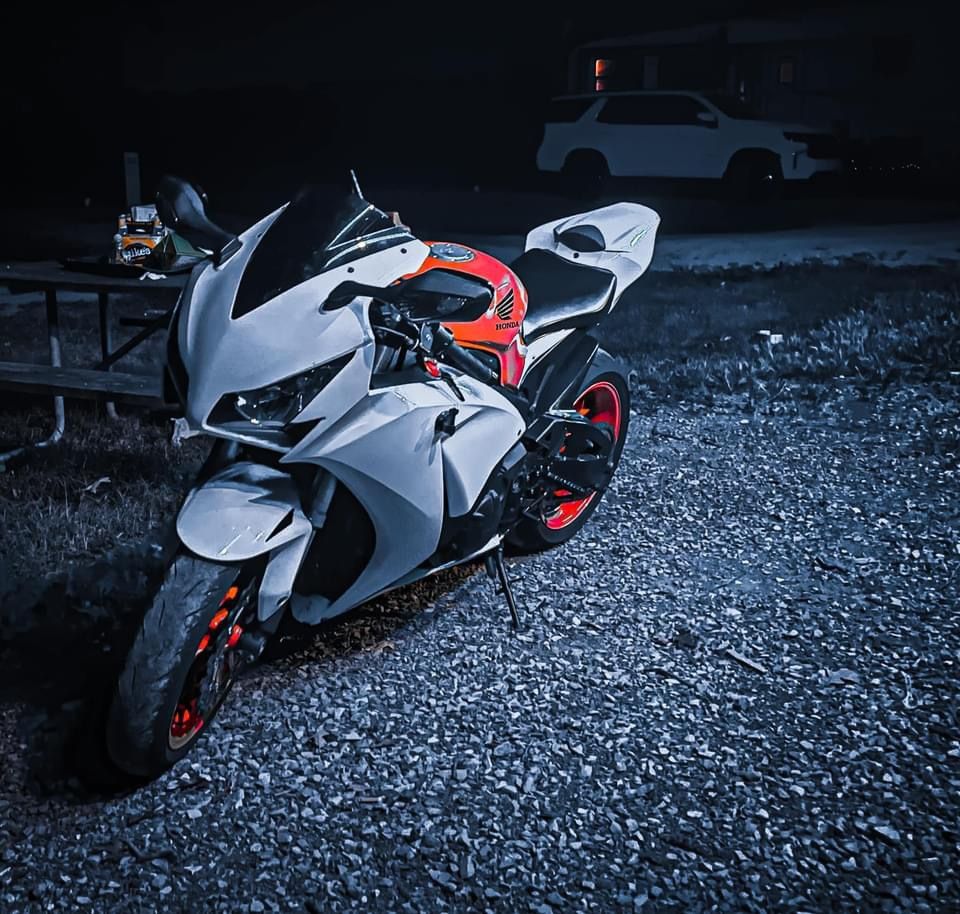 Fireblade 929